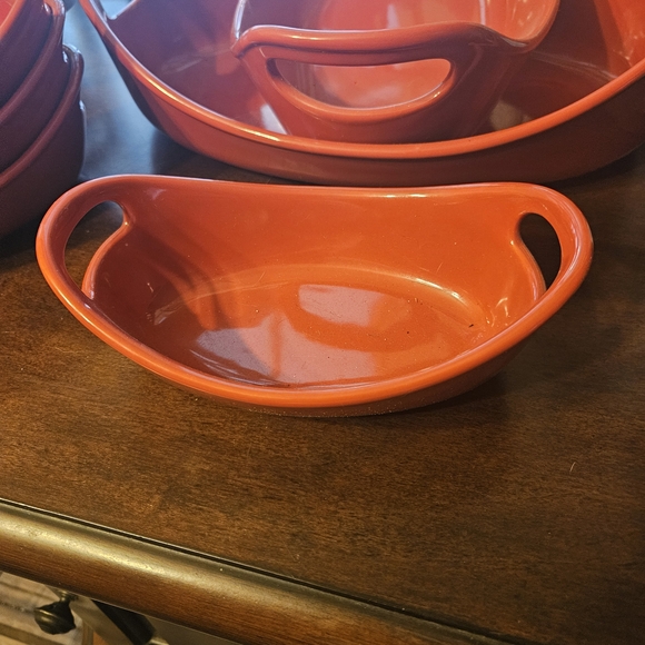 Rachael Ray Bold Red Ceramic Dish - Picture 4 of 7